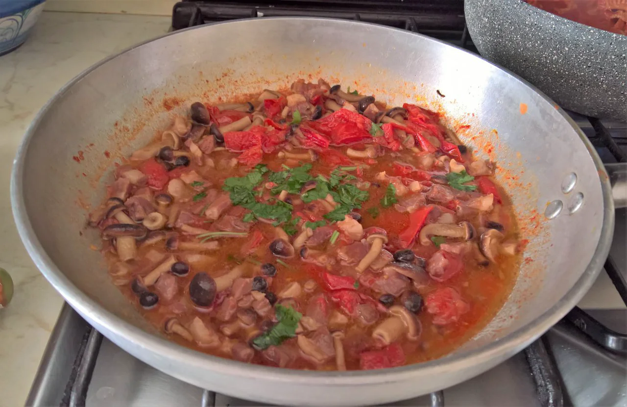 Tagliatelle prosciutto e funghi